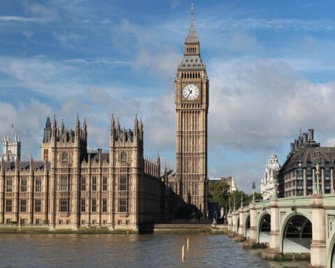 Parliament Pushes Government