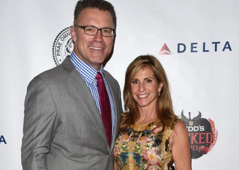 howie long wife